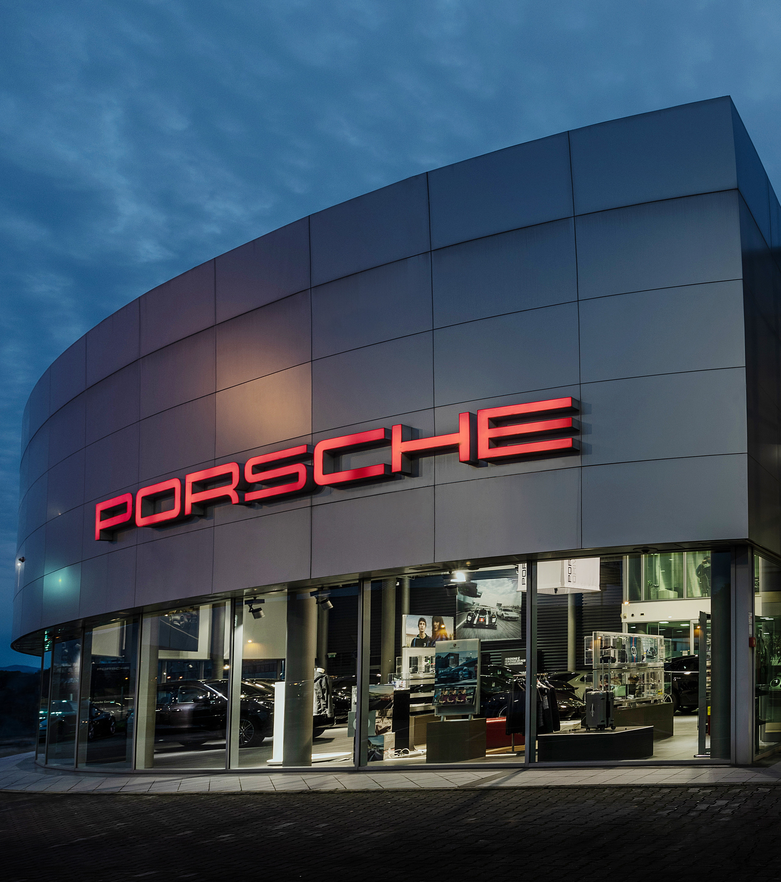 Centro Porsche Firenze