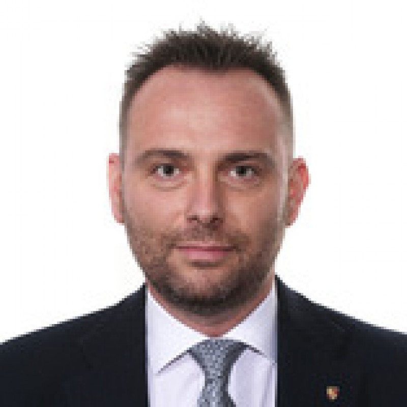 Consulente alle Vendite Consulente alle Vendite